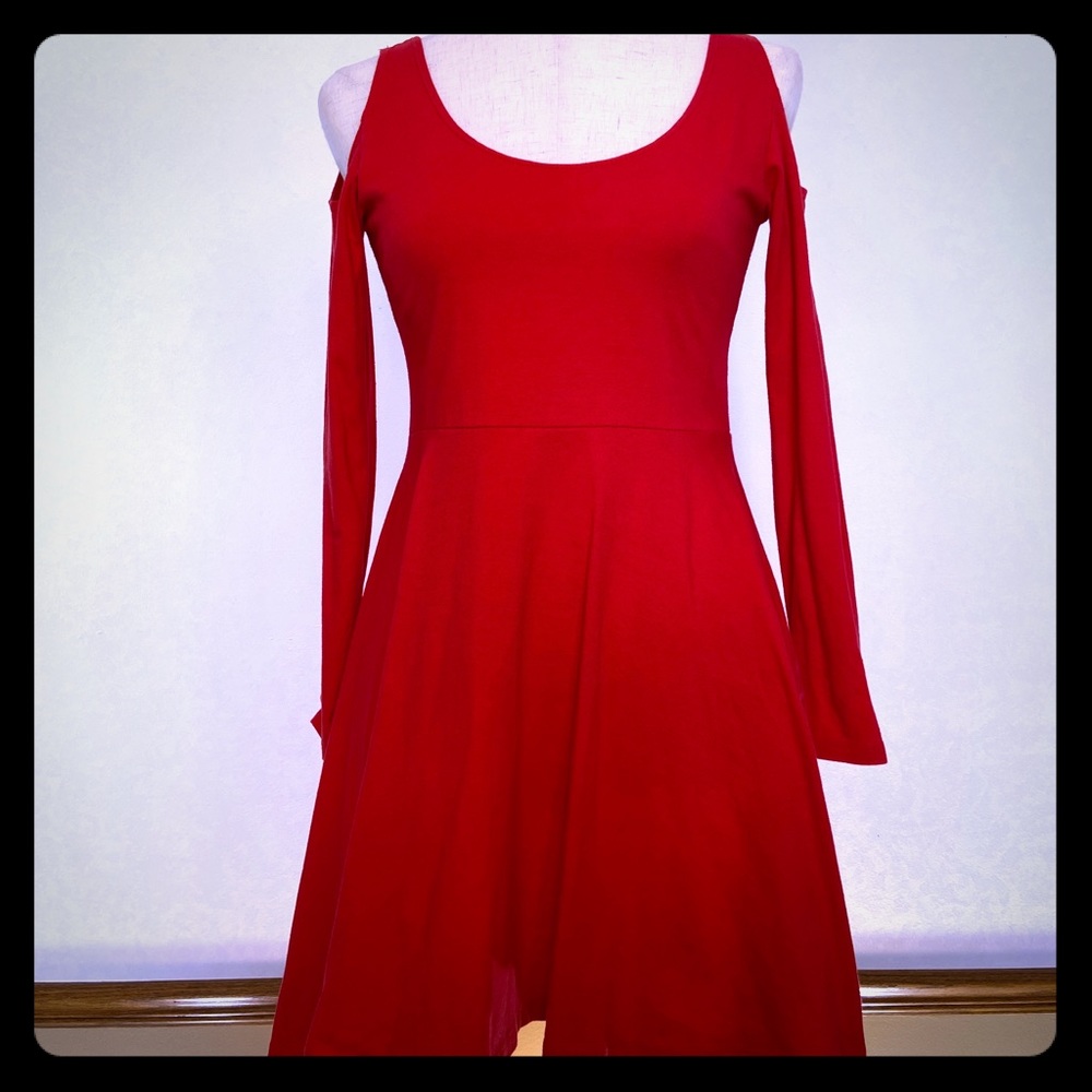 Sparkle & Fade Red Shoulder Cutout Red Dress Sz M
